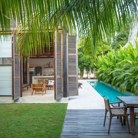 Villa Merbau Gili Air Exterior photo