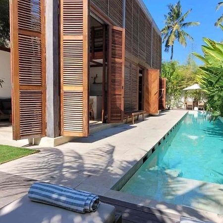 Villa Merbau Gili Air Exterior photo